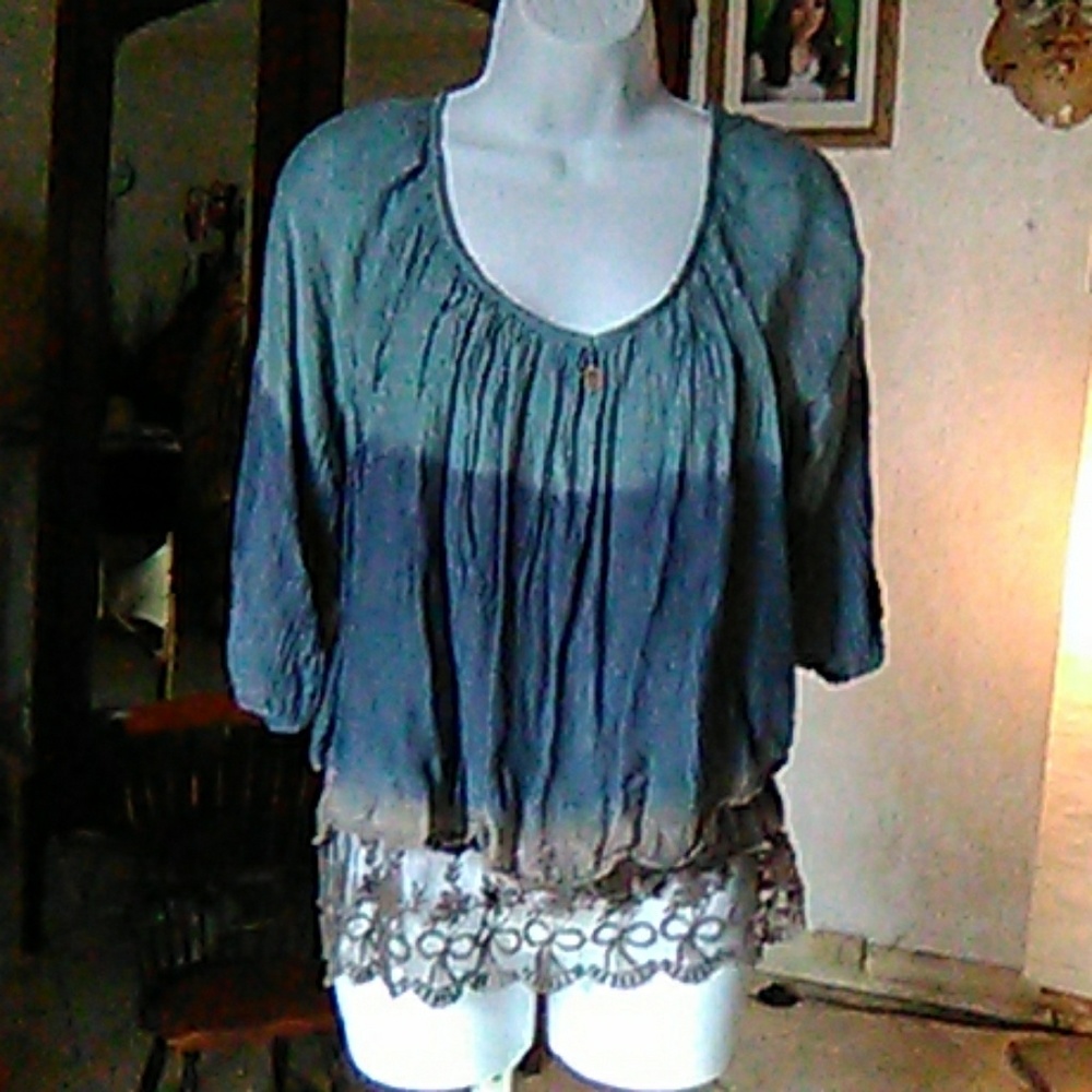 Tie-dye and lace blue blouse with metal cameo